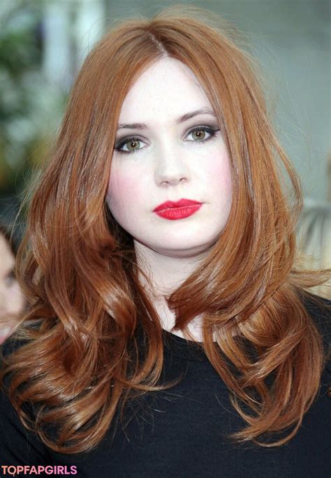 karen gillan fappening|Karen Gillan naked selfie: Doctor Who star strips off for new US。